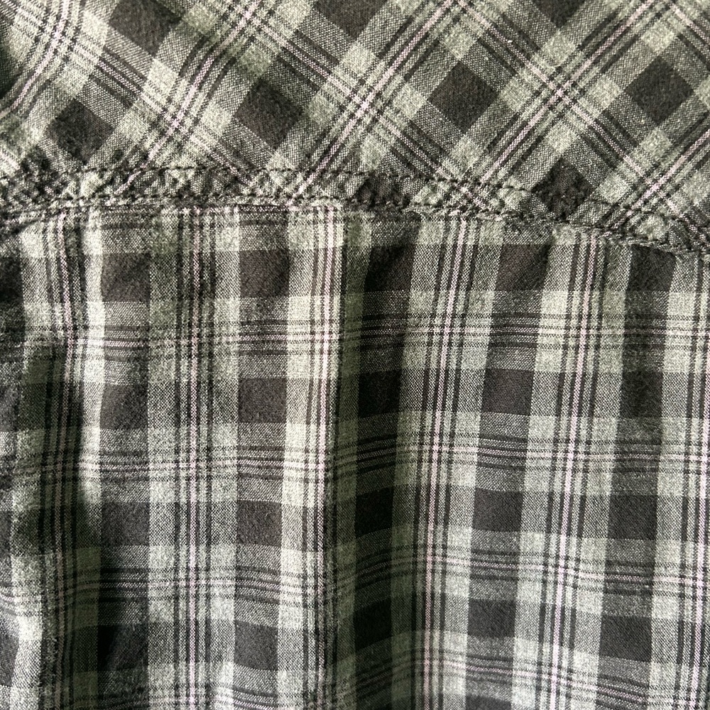 Men’s button down - Picture 4 of 5